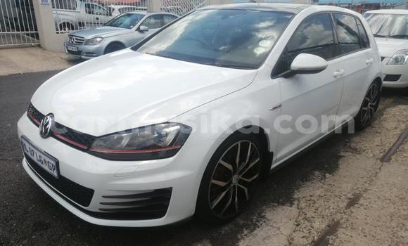 Acheter Occasion Voiture Volkswagen Golf GTI Blanc à Beitbridge, Matabeleland South Acheter Occasion Voiture Volkswagen Golf GTI Blanc à Beitbridge, Matabeleland South
