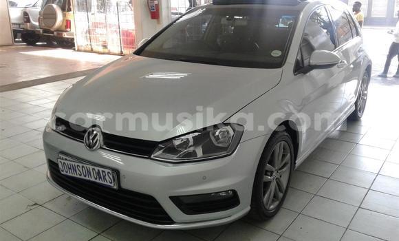 Tenga Tsaru Volkswagen Golf Sirivha Mota in Beitbridge in Matabeleland South Tenga Tsaru Volkswagen Golf Sirivha Mota in Beitbridge in Matabeleland South