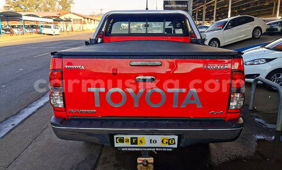 Buy Used Toyota Hilux Red Car in Harare in Harare Buy Used Toyota Hilux Red Car in Harare in Harare