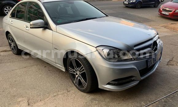 Acheter Occasion Voiture Mercedes‒Benz C–Class Gris à Beitbridge, Matabeleland South Acheter Occasion Voiture Mercedes‒Benz C–Class Gris à Beitbridge, Matabeleland South