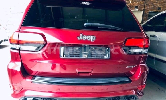Nunua Ilio tumika Jeep Cherokee Nyekundu Gari ndani ya Beitbridge nchini Matabeleland Kusini Nunua Ilio tumika Jeep Cherokee Nyekundu Gari ndani ya Beitbridge nchini Matabeleland Kusini