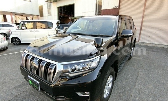 Acheter Occasion Voiture Toyota Land Cruiser Prado Noir à Harare, Harare Acheter Occasion Voiture Toyota Land Cruiser Prado Noir à Harare, Harare