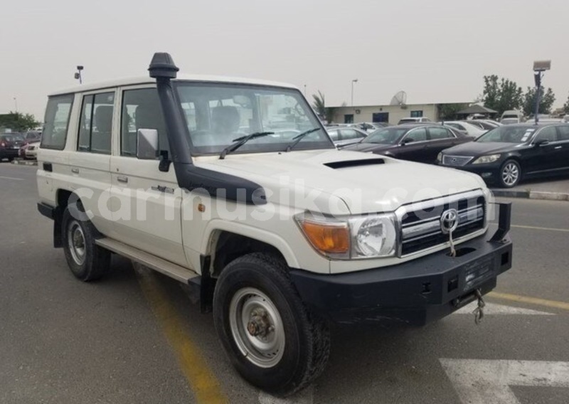 Big with watermark toyota land cruiser bulawayo bulawayo 16073