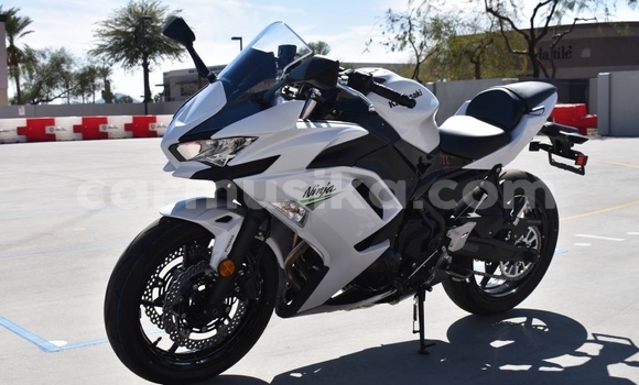 Tenga Tsaru Kawasaki Ninja Chena Bike in Chimanimani in Manicaland Tenga Tsaru Kawasaki Ninja Chena Bike in Chimanimani in Manicaland