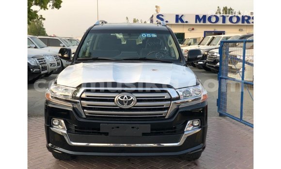 Buy Import Toyota Land Cruiser Black Car in Import - Dubai in Harare Buy Import Toyota Land Cruiser Black Car in Import - Dubai in Harare
