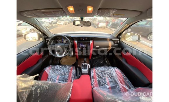 Tenga Imported Toyota Fortuner Chena Mota in Import - Dubai in Harare Tenga Imported Toyota Fortuner Chena Mota in Import - Dubai in Harare