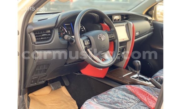 Tenga Imported Toyota Fortuner Chena Mota in Import - Dubai in Harare Tenga Imported Toyota Fortuner Chena Mota in Import - Dubai in Harare