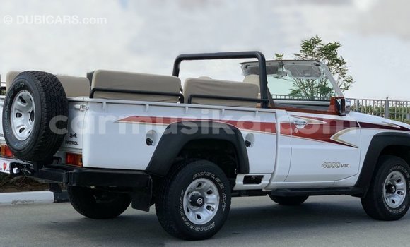 Tenga Imported Nissan Patrol Chena Mota in Import - Dubai in Harare Tenga Imported Nissan Patrol Chena Mota in Import - Dubai in Harare