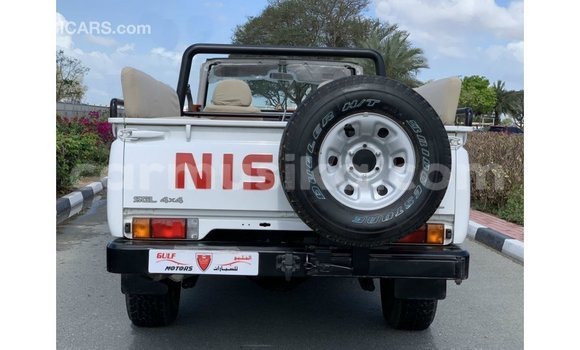 Tenga Imported Nissan Patrol Chena Mota in Import - Dubai in Harare Tenga Imported Nissan Patrol Chena Mota in Import - Dubai in Harare