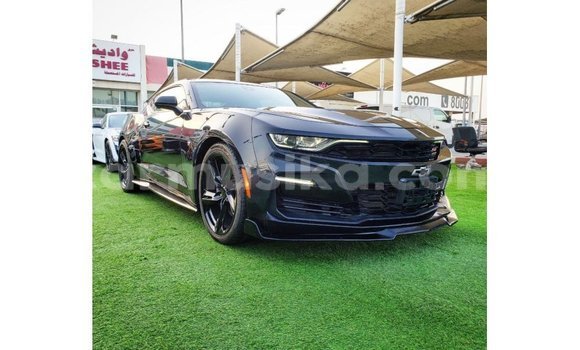 Nunua Imported Chevrolet Camaro Nyeusi Gari ndani ya Import - Dubai nchini Harare