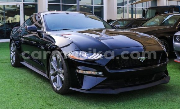 Nunua Imported Ford Mustang Nyeusi Gari ndani ya Import - Dubai nchini Harare