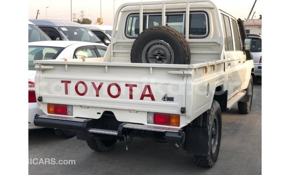 Buy Import Toyota Land Cruiser White Car in Import - Dubai in Harare Buy Import Toyota Land Cruiser White Car in Import - Dubai in Harare