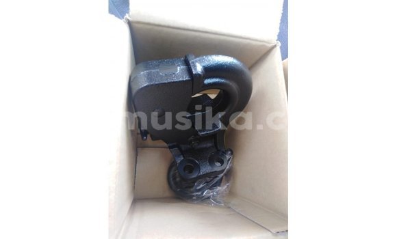 Tenga Imported Toyota Land Cruiser Chena Mota in Import - Dubai in Harare Tenga Imported Toyota Land Cruiser Chena Mota in Import - Dubai in Harare