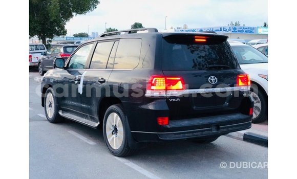 Buy Import Toyota DA Black Truck in Import - Dubai in Harare Buy Import Toyota DA Black Truck in Import - Dubai in Harare