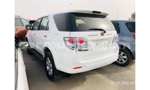 Buy Import Toyota Fortuner White Car in Import - Dubai in Harare Buy Import Toyota Fortuner White Car in Import - Dubai in Harare