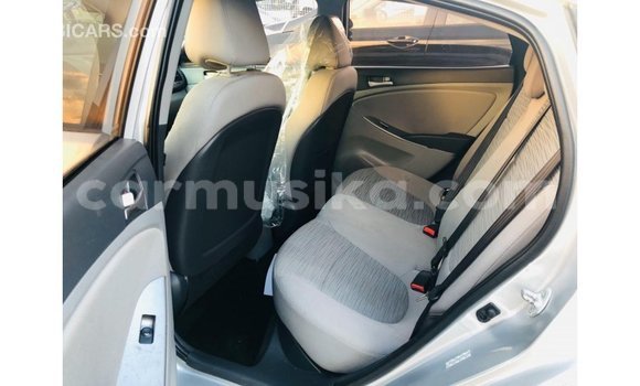 Tenga Imported Hyundai Accent Zvimwe Mota in Import - Dubai in Harare Tenga Imported Hyundai Accent Zvimwe Mota in Import - Dubai in Harare