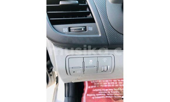 Tenga Imported Hyundai Accent Zvimwe Mota in Import - Dubai in Harare Tenga Imported Hyundai Accent Zvimwe Mota in Import - Dubai in Harare