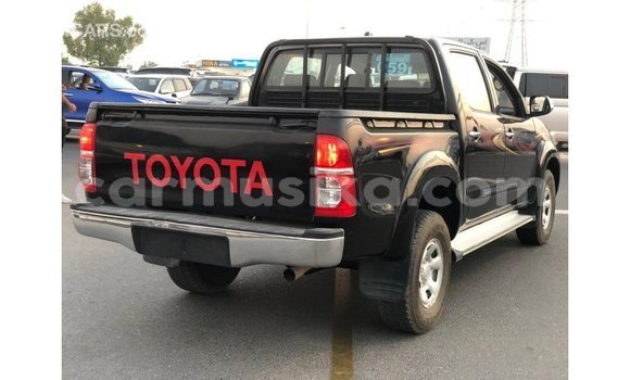 Buy Import Toyota Hilux Black Car in Import - Dubai in Harare Buy Import Toyota Hilux Black Car in Import - Dubai in Harare