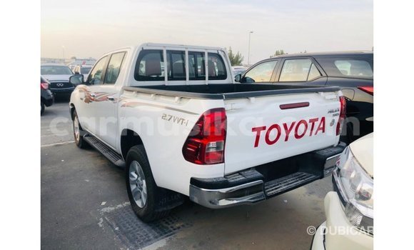 Buy Import Toyota Hilux White Car in Import - Dubai in Harare Buy Import Toyota Hilux White Car in Import - Dubai in Harare