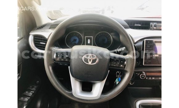 Buy Import Toyota Hilux White Car in Import - Dubai in Harare Buy Import Toyota Hilux White Car in Import - Dubai in Harare