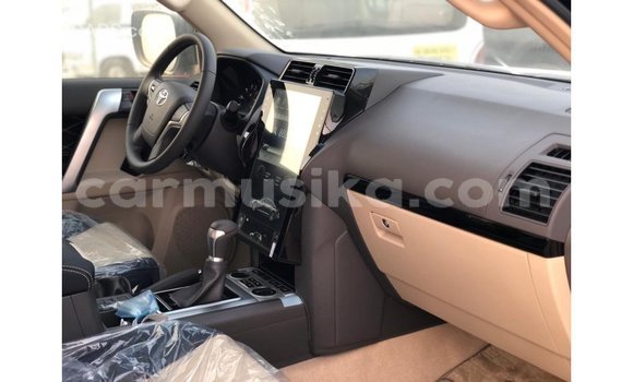 Tenga Imported Toyota Prado Nhema Mota in Import - Dubai in Harare Tenga Imported Toyota Prado Nhema Mota in Import - Dubai in Harare