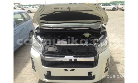 Tenga Imported Toyota Hiace Chena Mota in Import - Dubai in Harare Tenga Imported Toyota Hiace Chena Mota in Import - Dubai in Harare