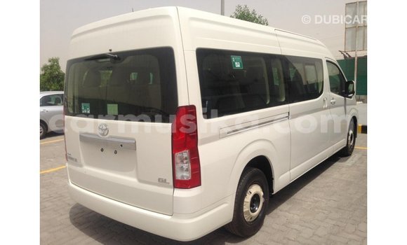 Tenga Imported Toyota Hiace Chena Mota in Import - Dubai in Harare Tenga Imported Toyota Hiace Chena Mota in Import - Dubai in Harare