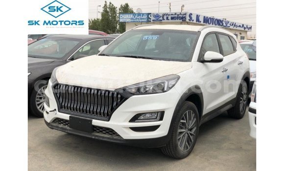 Buy Import Hyundai Tucson White Car in Import - Dubai in Harare