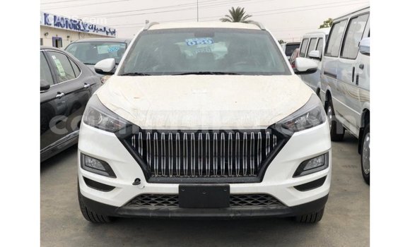 Buy Import Hyundai Tucson White Car in Import - Dubai in Harare Buy Import Hyundai Tucson White Car in Import - Dubai in Harare