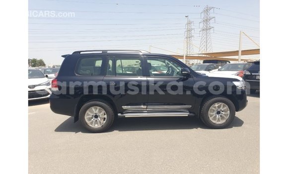 Buy Import Toyota Land Cruiser Black Car in Import - Dubai in Harare Buy Import Toyota Land Cruiser Black Car in Import - Dubai in Harare
