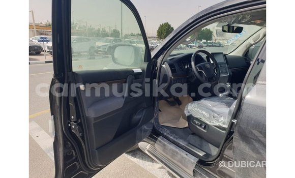 Buy Import Toyota Land Cruiser Black Car in Import - Dubai in Harare Buy Import Toyota Land Cruiser Black Car in Import - Dubai in Harare