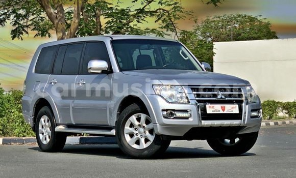 Nunua Imported Mitsubishi Pajero Nyingine Gari ndani ya Import - Dubai nchini Harare