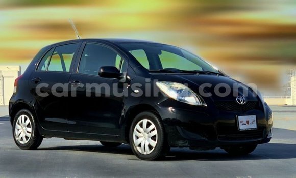 Acheter Import Voiture Toyota Yaris Noir à Import - Dubai, Harare