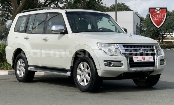 Buy Import Mitsubishi Pajero White Car in Import - Dubai in Harare