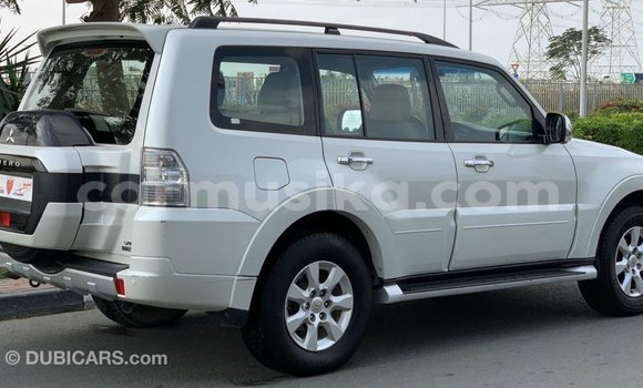 Buy Import Mitsubishi Pajero White Car in Import - Dubai in Harare Buy Import Mitsubishi Pajero White Car in Import - Dubai in Harare