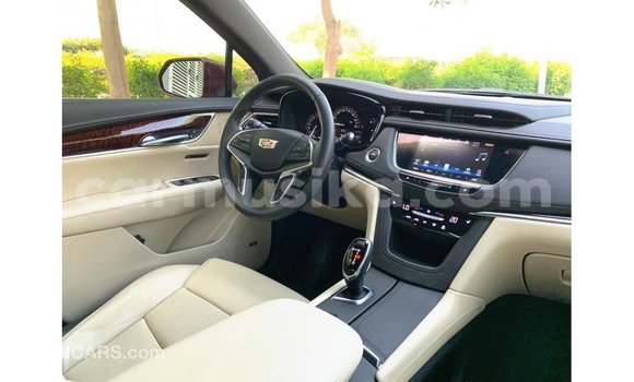 Tenga Imported Cadillac XT5 Tsvuku Mota in Import - Dubai in Harare Tenga Imported Cadillac XT5 Tsvuku Mota in Import - Dubai in Harare