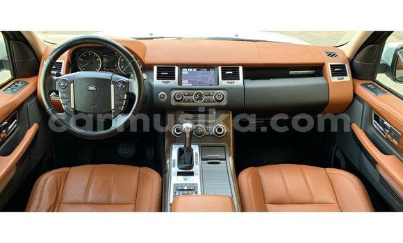 Acheter Import Voiture Land Rover Range Rover Blanc à Import - Dubai, Harare Acheter Import Voiture Land Rover Range Rover Blanc à Import - Dubai, Harare