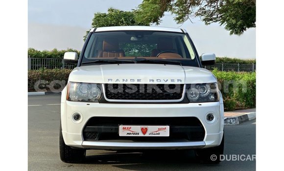 Acheter Import Voiture Land Rover Range Rover Blanc à Import - Dubai, Harare Acheter Import Voiture Land Rover Range Rover Blanc à Import - Dubai, Harare