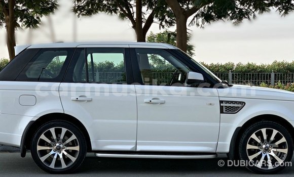 Acheter Import Voiture Land Rover Range Rover Blanc à Import - Dubai, Harare Acheter Import Voiture Land Rover Range Rover Blanc à Import - Dubai, Harare