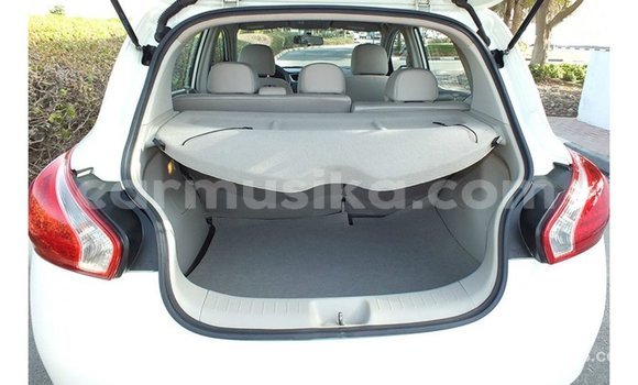 Tenga Imported Nissan Tiida Chena Mota in Import - Dubai in Harare Tenga Imported Nissan Tiida Chena Mota in Import - Dubai in Harare