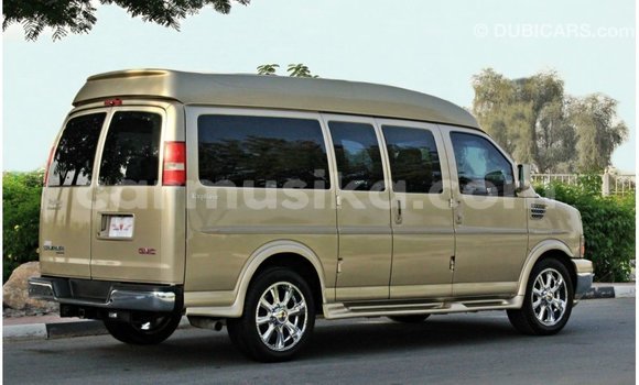 Buy Import GMC Acadia Other Car in Import - Dubai in Harare Buy Import GMC Acadia Other Car in Import - Dubai in Harare