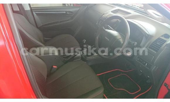 Tenga Tsaru Isuzu KB Tsvuku Mota in Harare in Harare Tenga Tsaru Isuzu KB Tsvuku Mota in Harare in Harare