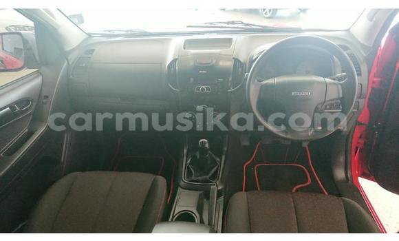 Tenga Tsaru Isuzu KB Tsvuku Mota in Harare in Harare Tenga Tsaru Isuzu KB Tsvuku Mota in Harare in Harare