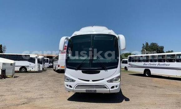 Acheter Occasion Utilitaire Scania Irizar Blanc à Beitbridge, Matabeleland South Acheter Occasion Utilitaire Scania Irizar Blanc à Beitbridge, Matabeleland South