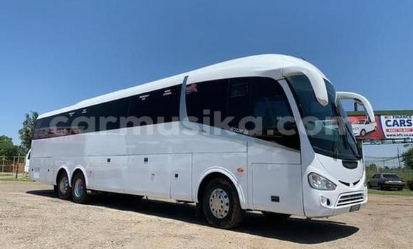 Acheter Occasion Utilitaire Scania Irizar Blanc à Beitbridge, Matabeleland South Acheter Occasion Utilitaire Scania Irizar Blanc à Beitbridge, Matabeleland South