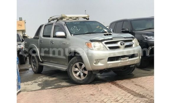 Nunua Imported Toyota Hilux Nyingine Gari ndani ya Import - Dubai nchini Harare