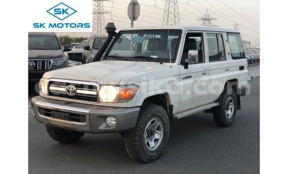 Buy Import Toyota Land Cruiser White Car in Import - Dubai in Harare Buy Import Toyota Land Cruiser White Car in Import - Dubai in Harare