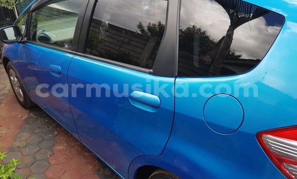 Buy Used Honda Fit Blue Car in Avondale in Harare Buy Used Honda Fit Blue Car in Avondale in Harare