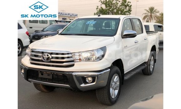 Buy Import Toyota Hilux White Car in Import - Dubai in Harare Buy Import Toyota Hilux White Car in Import - Dubai in Harare