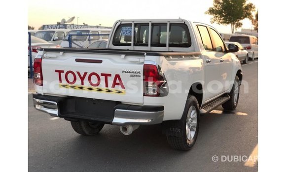 Buy Import Toyota Hilux White Car in Import - Dubai in Harare Buy Import Toyota Hilux White Car in Import - Dubai in Harare